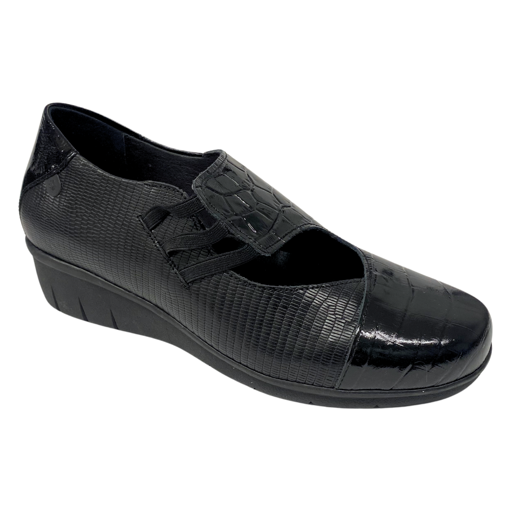 Valeria's Maddy Black Combo Print Wedge Slip-On (Women's) - 37 Valeria's Maddy Black Combo Print Wedge Slip-On (Women's) - 37