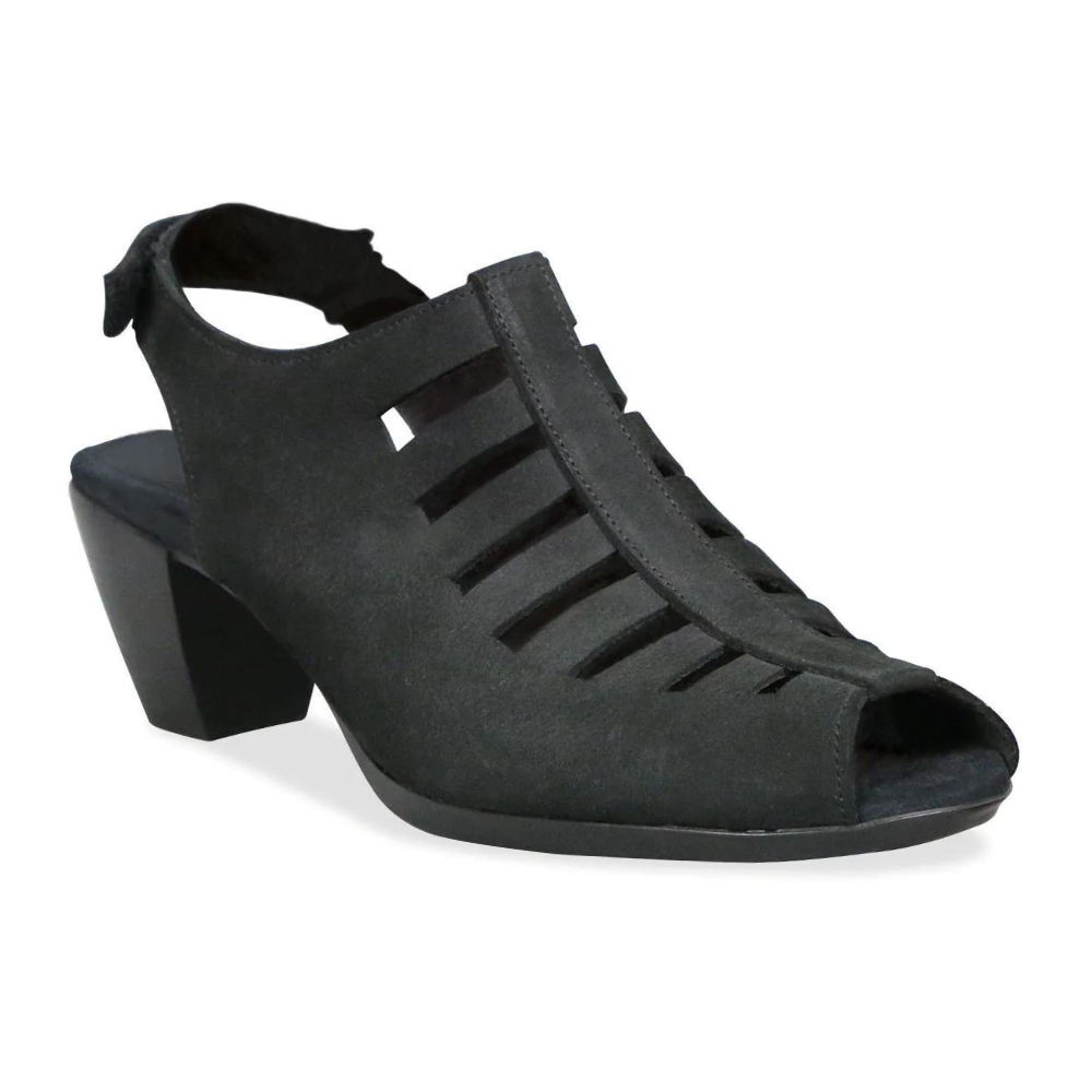 Munro top black shoes